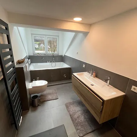 Weingut-gaestehaus-haas Zell an der Mosel