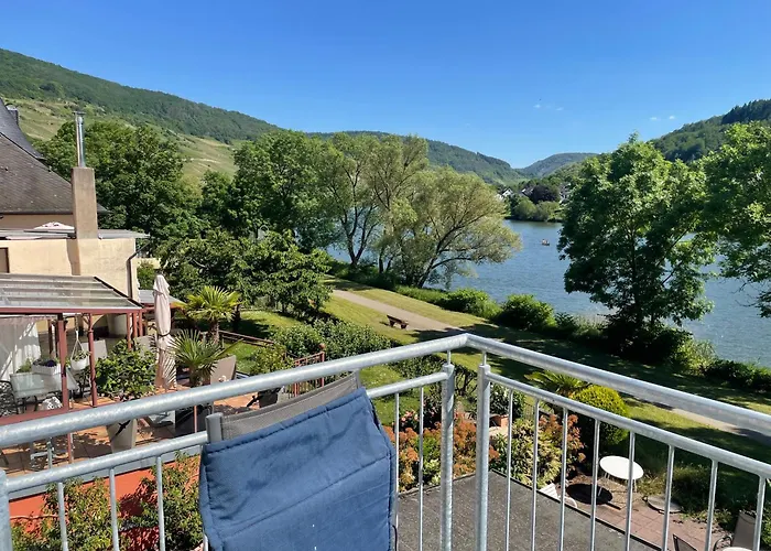 Weingut-gaestehaus-haas *